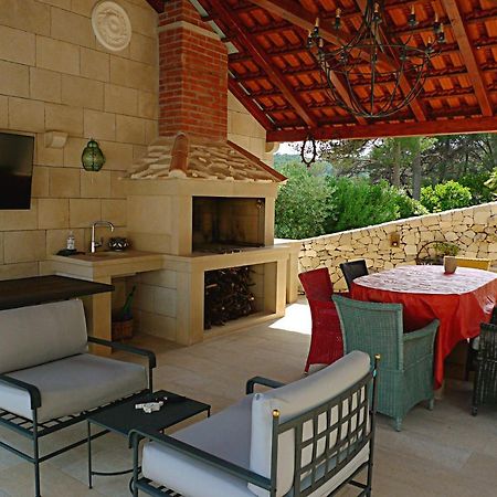 Ursa Minor Villa Sumartin Ngoại thất bức ảnh