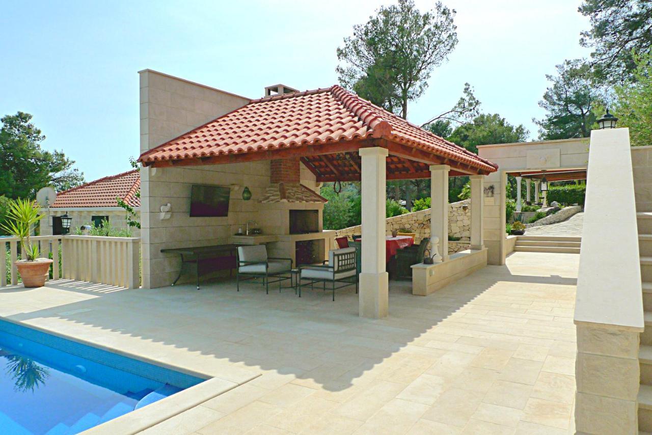 Ursa Minor Villa Sumartin Ngoại thất bức ảnh