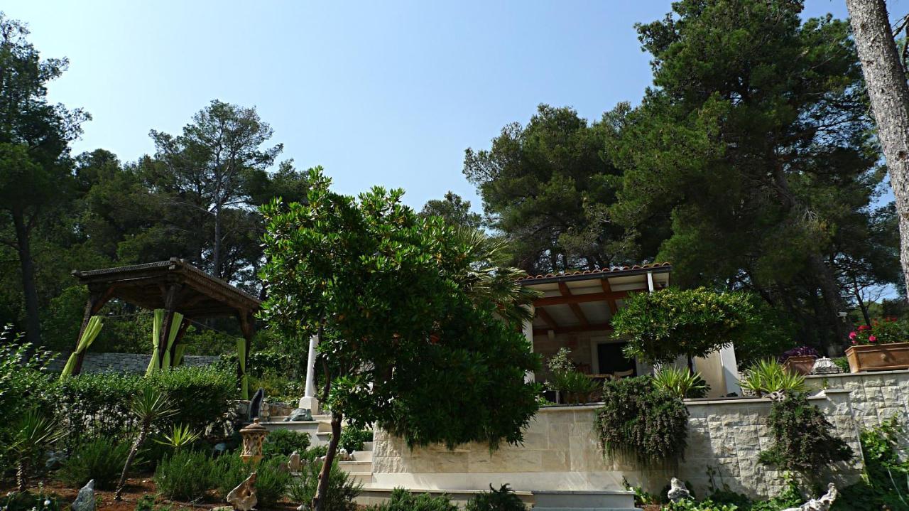 Ursa Minor Villa Sumartin Ngoại thất bức ảnh